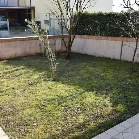Cosy In D'ezzelino With Private Garden *